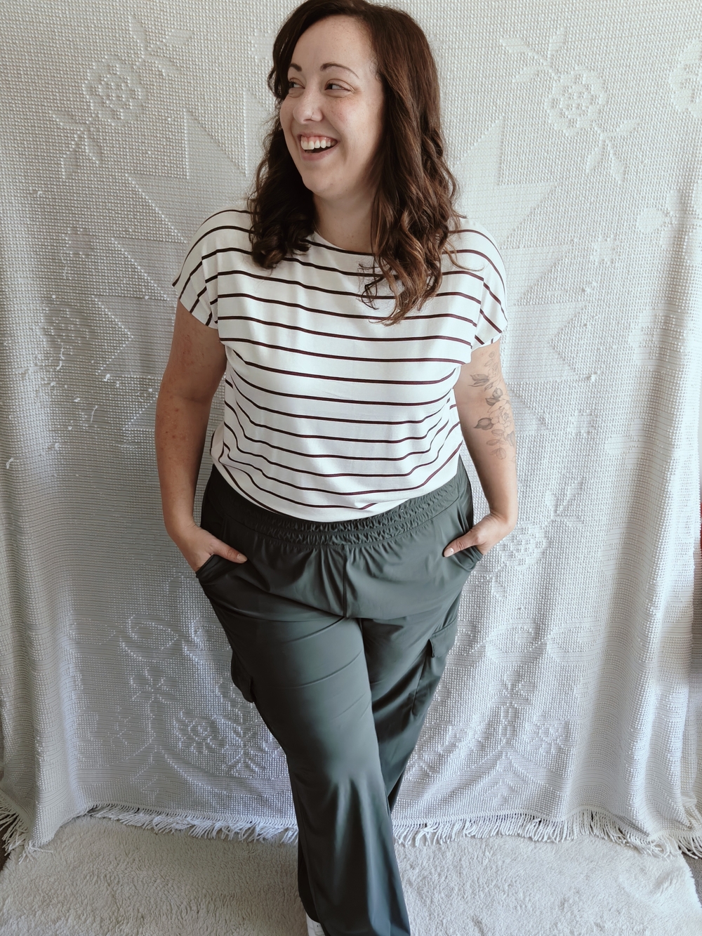 Old Navy XL Forest Green SleekTech Wide Leg Cargo Pants | High Waisted | Go Dry
